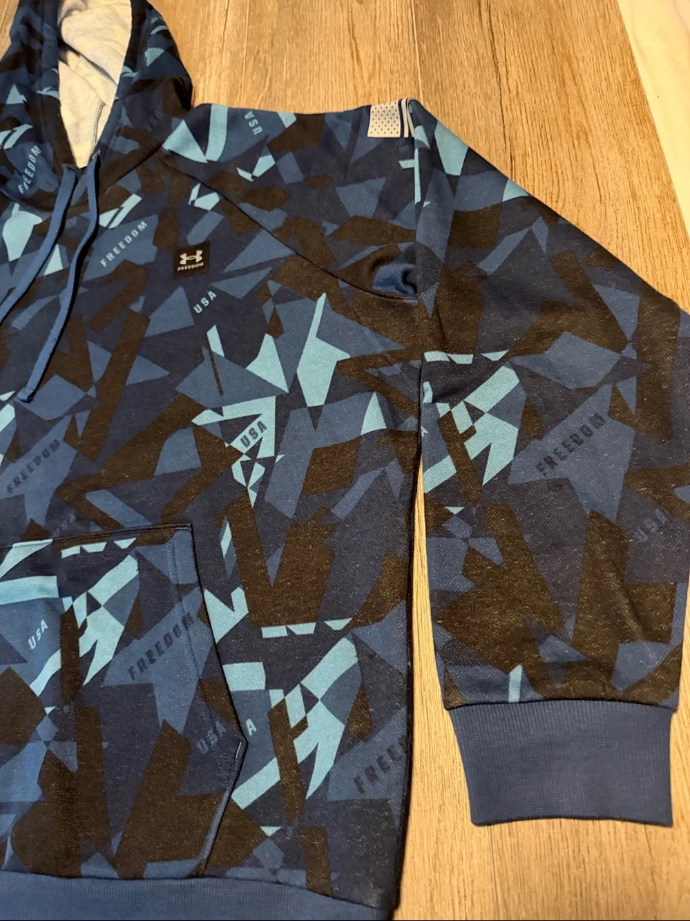 Under Armour comfortable hoodie